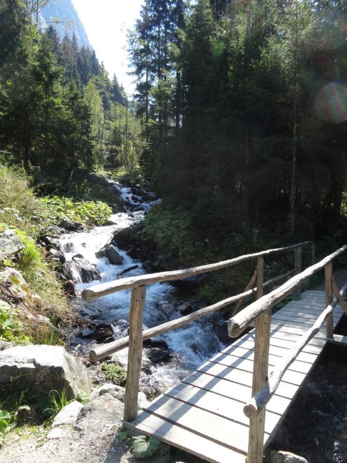 Dorferwirt Hotel Bramberg am Wildkogel Bagian luar foto
