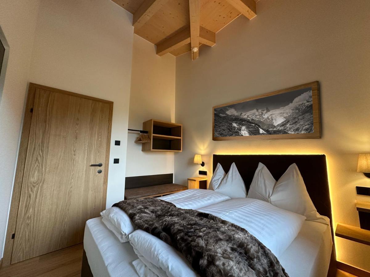 Dorferwirt Hotel Bramberg am Wildkogel Bagian luar foto