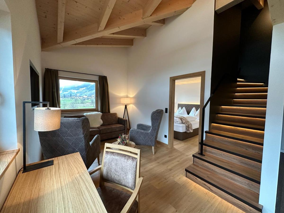 Dorferwirt Hotel Bramberg am Wildkogel Bagian luar foto