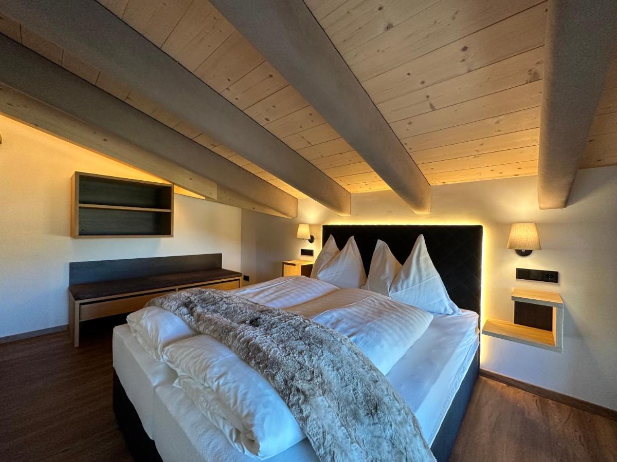 Dorferwirt Hotel Bramberg am Wildkogel Bagian luar foto