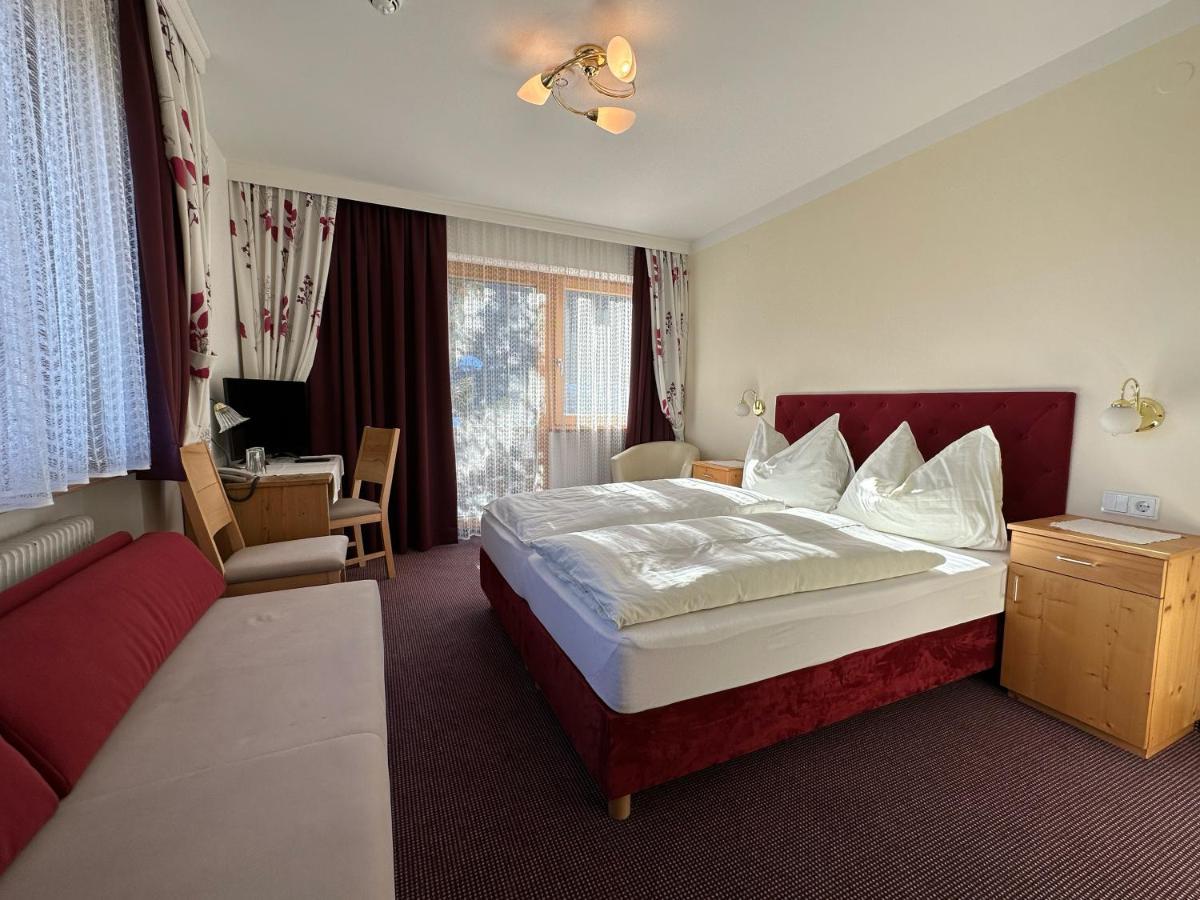 Dorferwirt Hotel Bramberg am Wildkogel Bagian luar foto