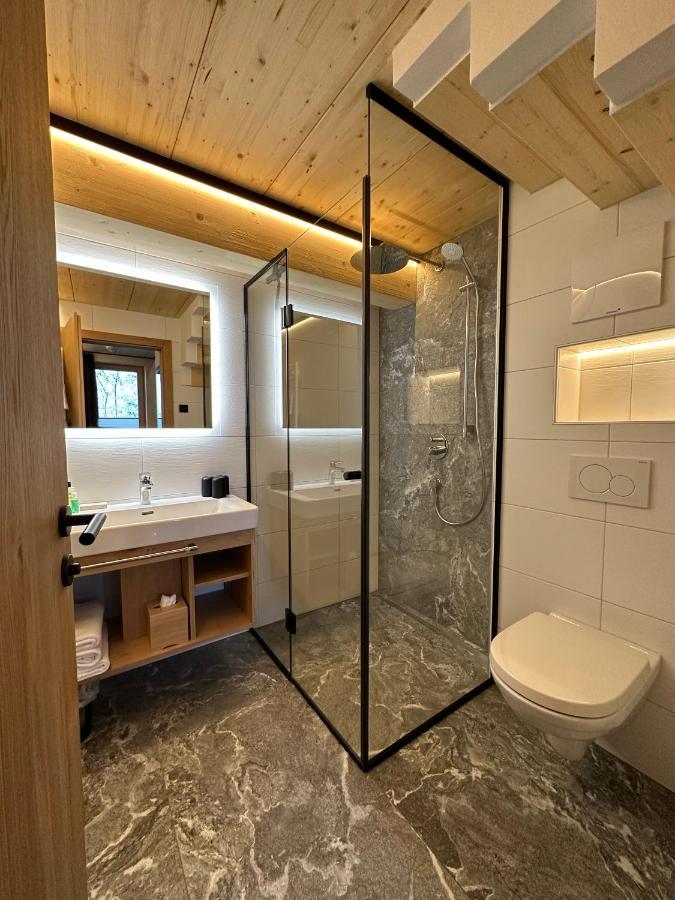 Dorferwirt Hotel Bramberg am Wildkogel Bagian luar foto